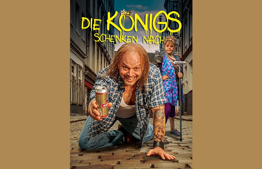 Schmidt_DieKoenigsSchenkenNach_Pressemotiv_13x18cm_5MB_MIT__Ingo-Boelter_Quer