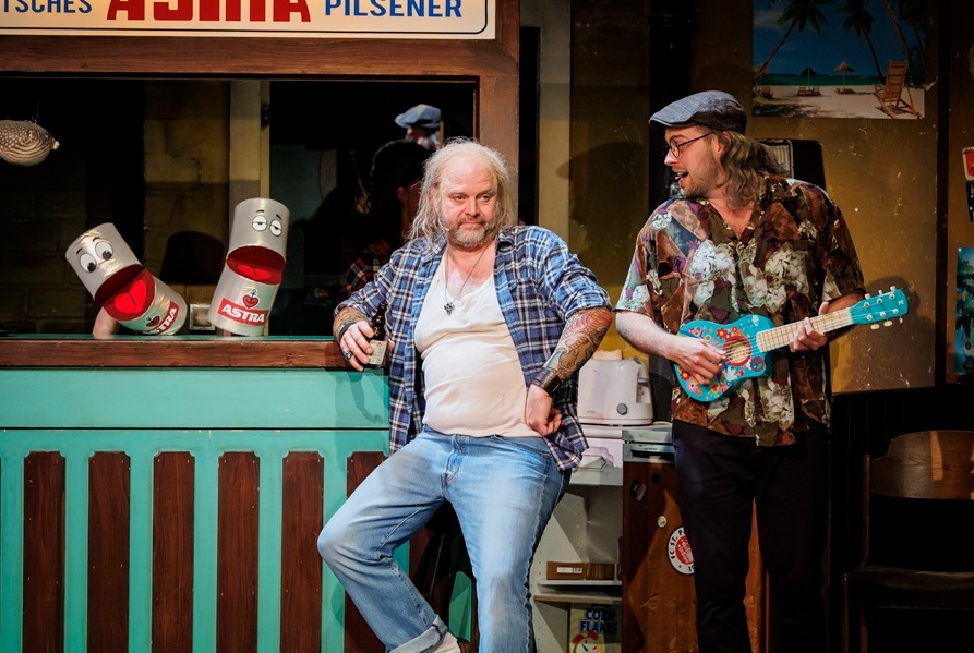 Schmidt_DieKoenigsSchenkenNach_001